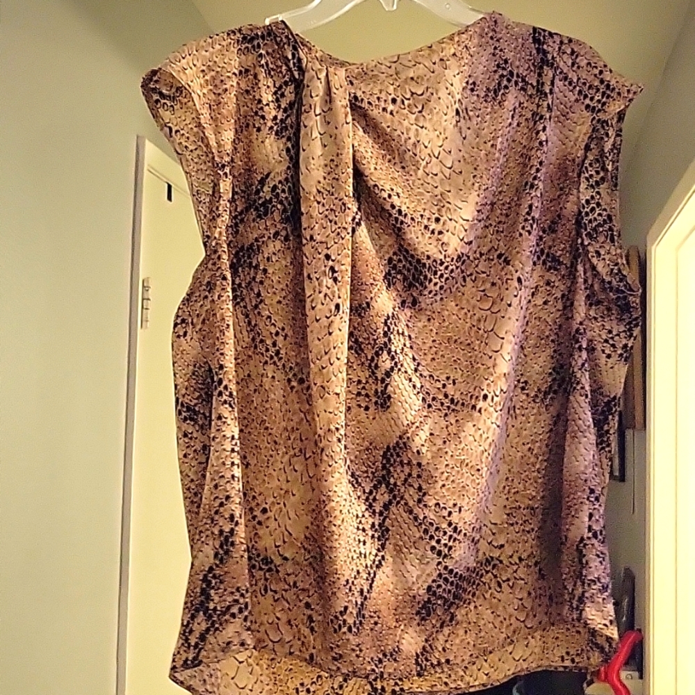 Worthingtin Blouse